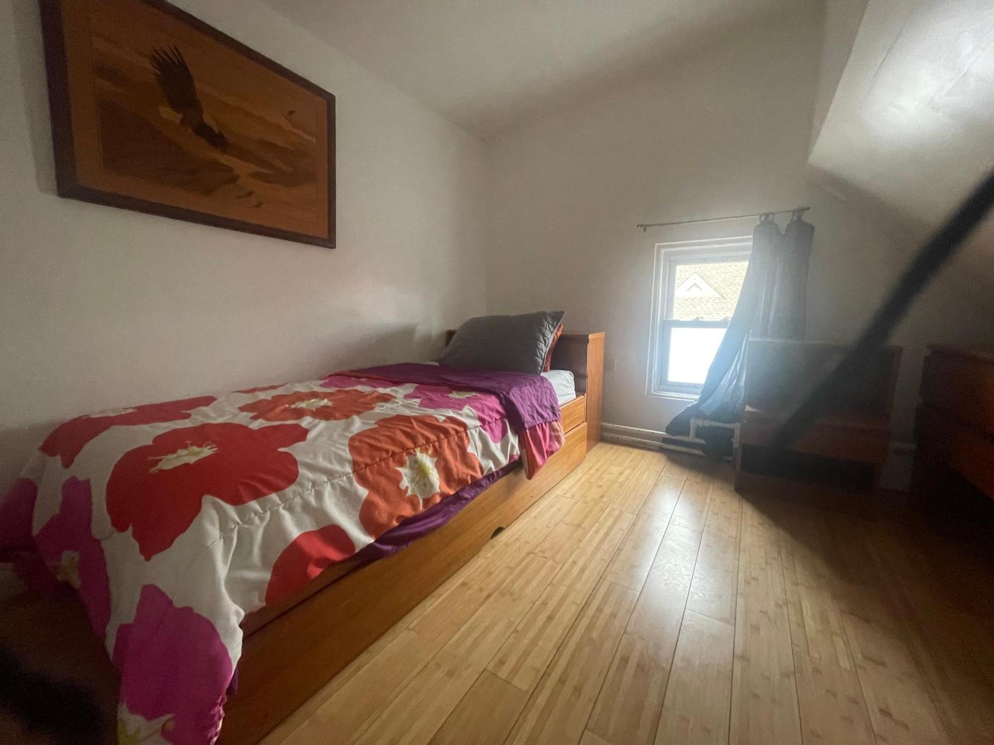 Private Loft 5 Min Away From Lga Apartment New York Exterior photo